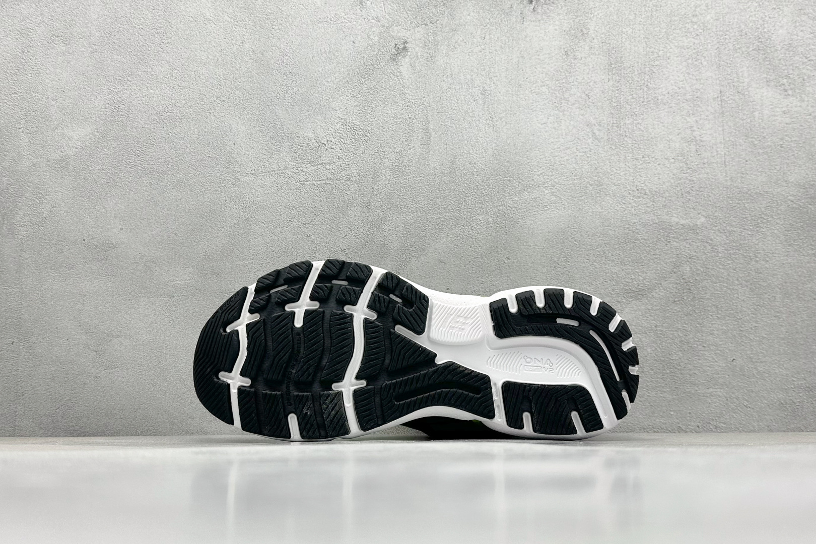 Brooks Ghost 15代 布鲁克斯 系列低帮透气缓震支撑休闲运动慢跑鞋 110393 1D 076