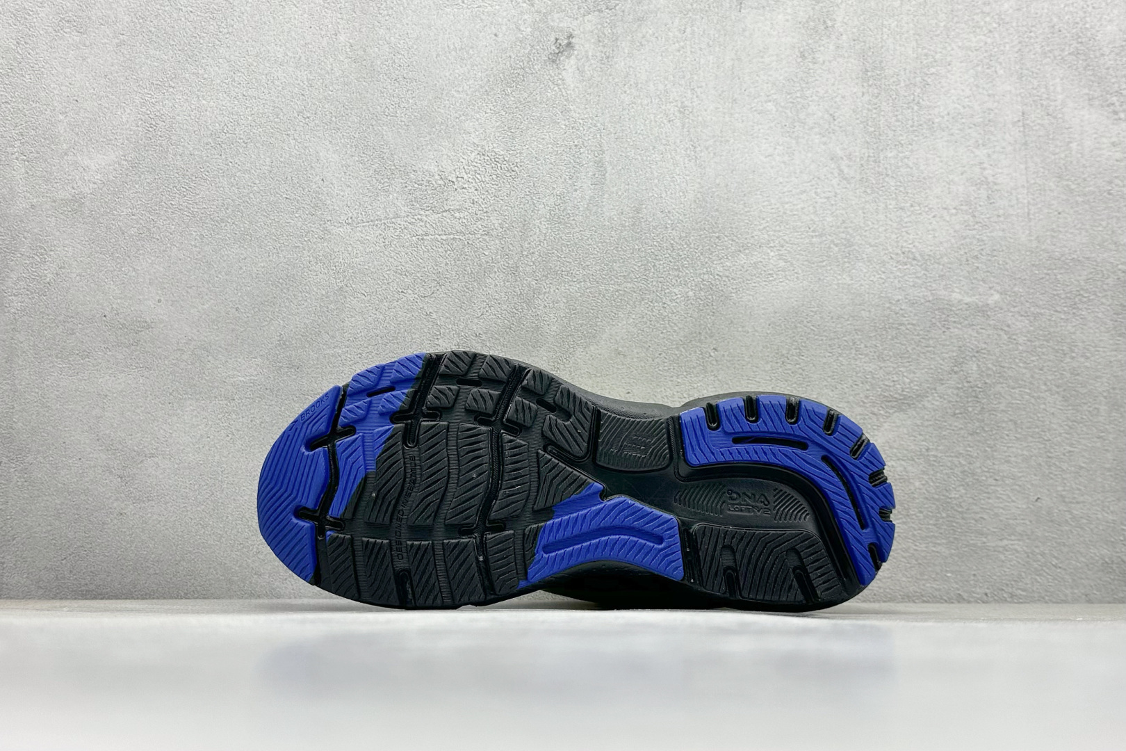 Brooks Ghost 15代 布鲁克斯 系列低帮透气缓震支撑休闲运动慢跑鞋 110393 1D 063