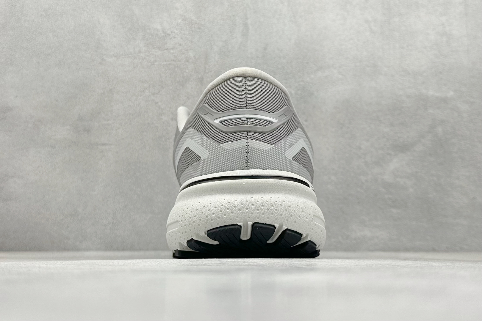 Brooks Ghost 15代 布鲁克斯 系列低帮透气缓震支撑休闲运动慢跑鞋 110393 1D 098