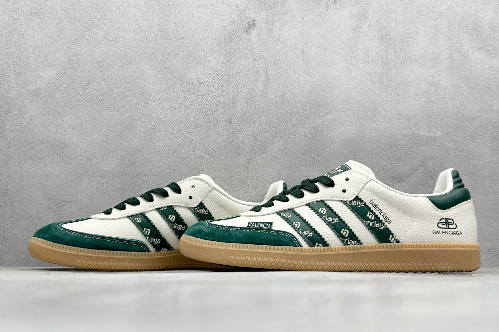 Adidas SAMBA 德训鞋 联名款 高端定制桑巴系列 XR0002