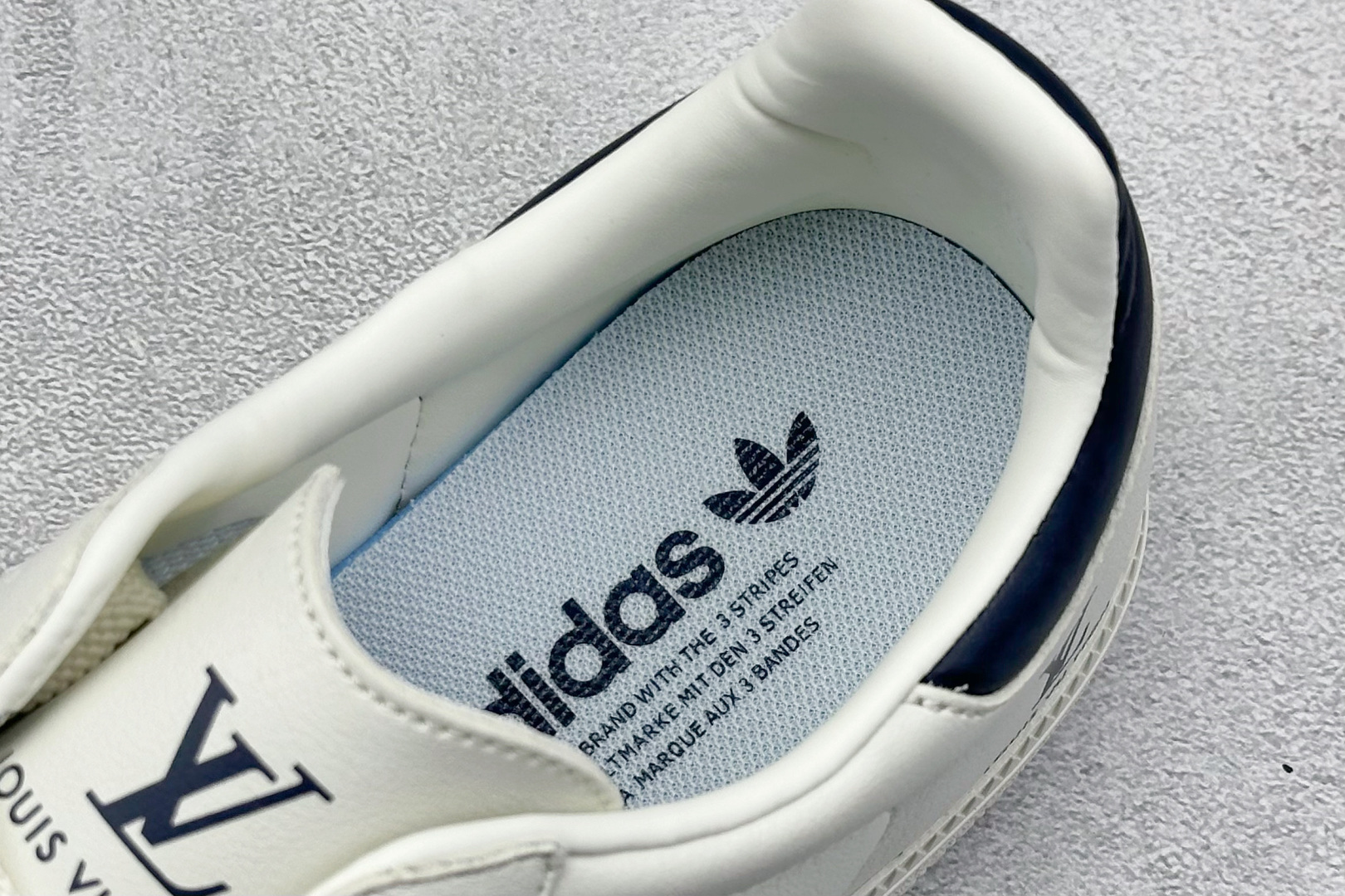 Adidas SAMBA 德训鞋 LV联名款 高端定制桑巴系列 GJ75811