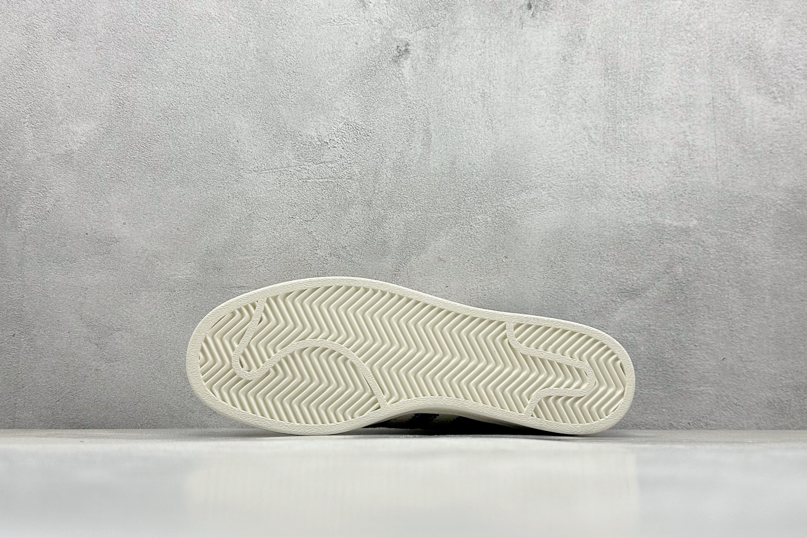 AD Originals Gazelle Indoor LV联名 三叶草复古休闲运动板鞋 AD0006