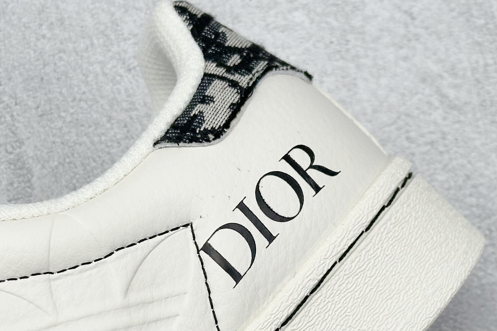 AD Originals Gazelle Indoor DIOr联名 三叶草复古休闲运动板鞋 XS0019