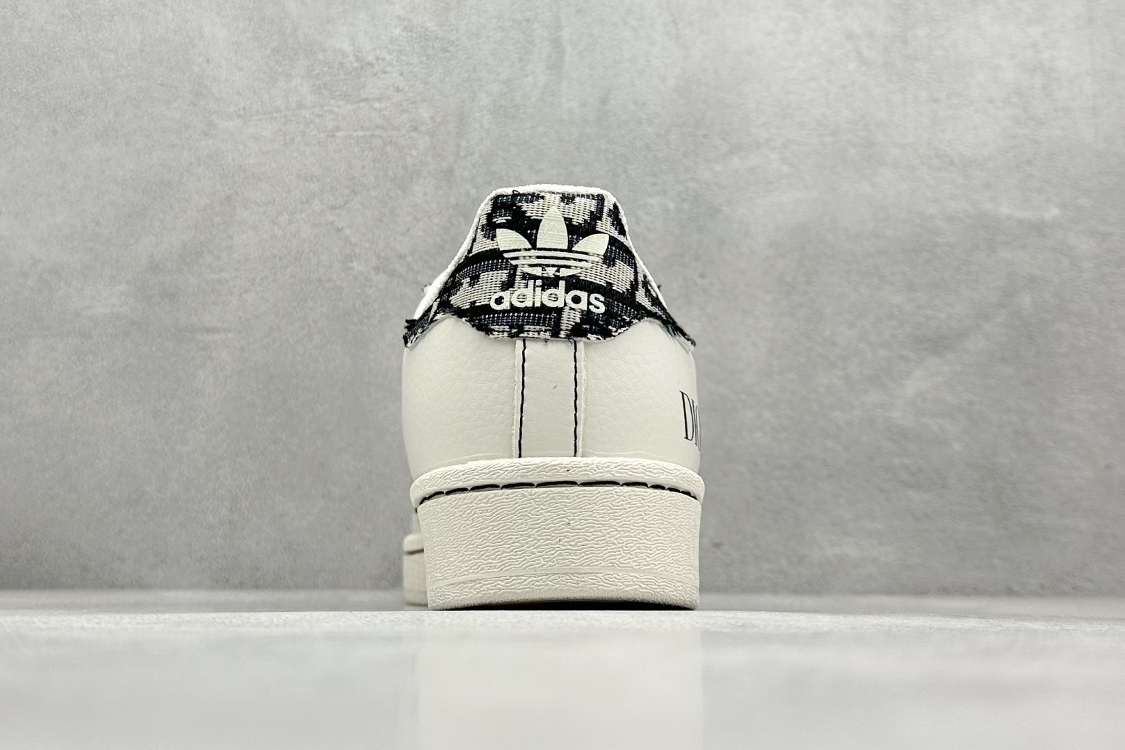 AD Originals Gazelle Indoor DIOr联名 三叶草复古休闲运动板鞋 XS0019