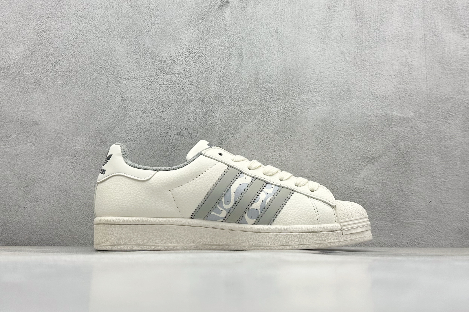 AD Originals Superstar 联名贝壳头 HS3085