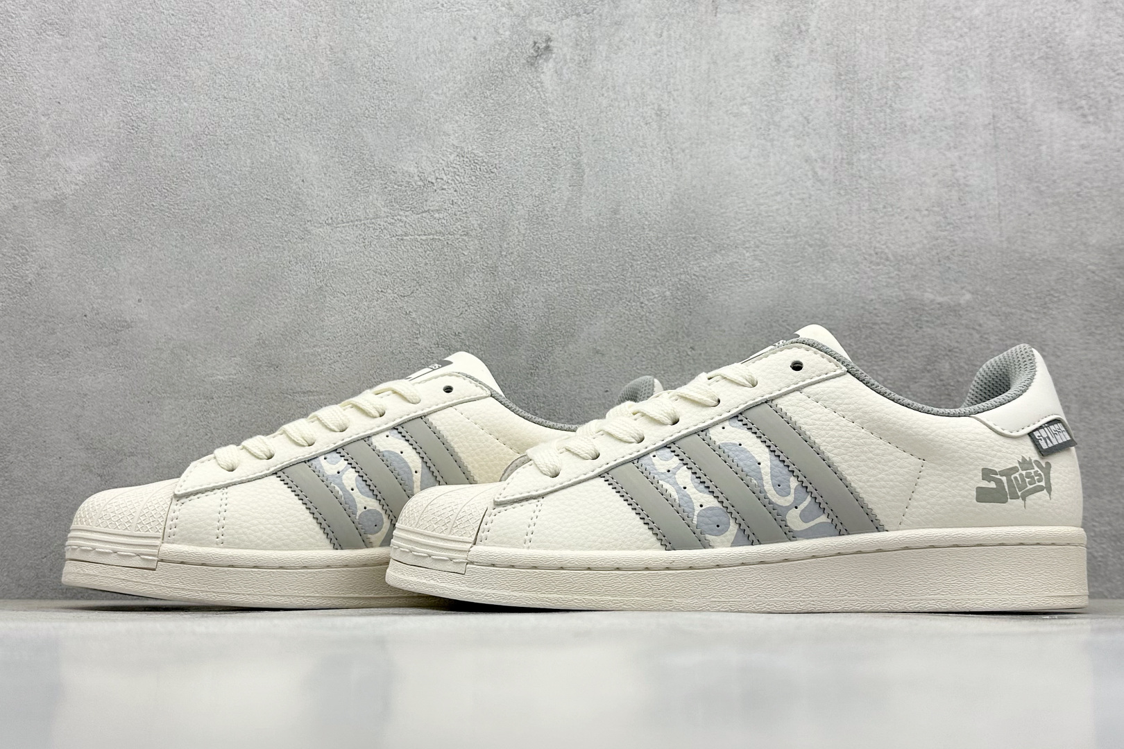 AD Originals Superstar 联名贝壳头 HS3085