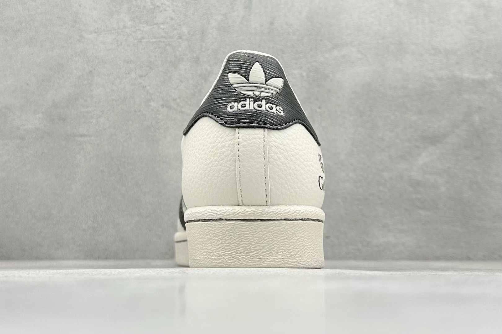 AD Originals Superstar 联名贝壳头 HS3073