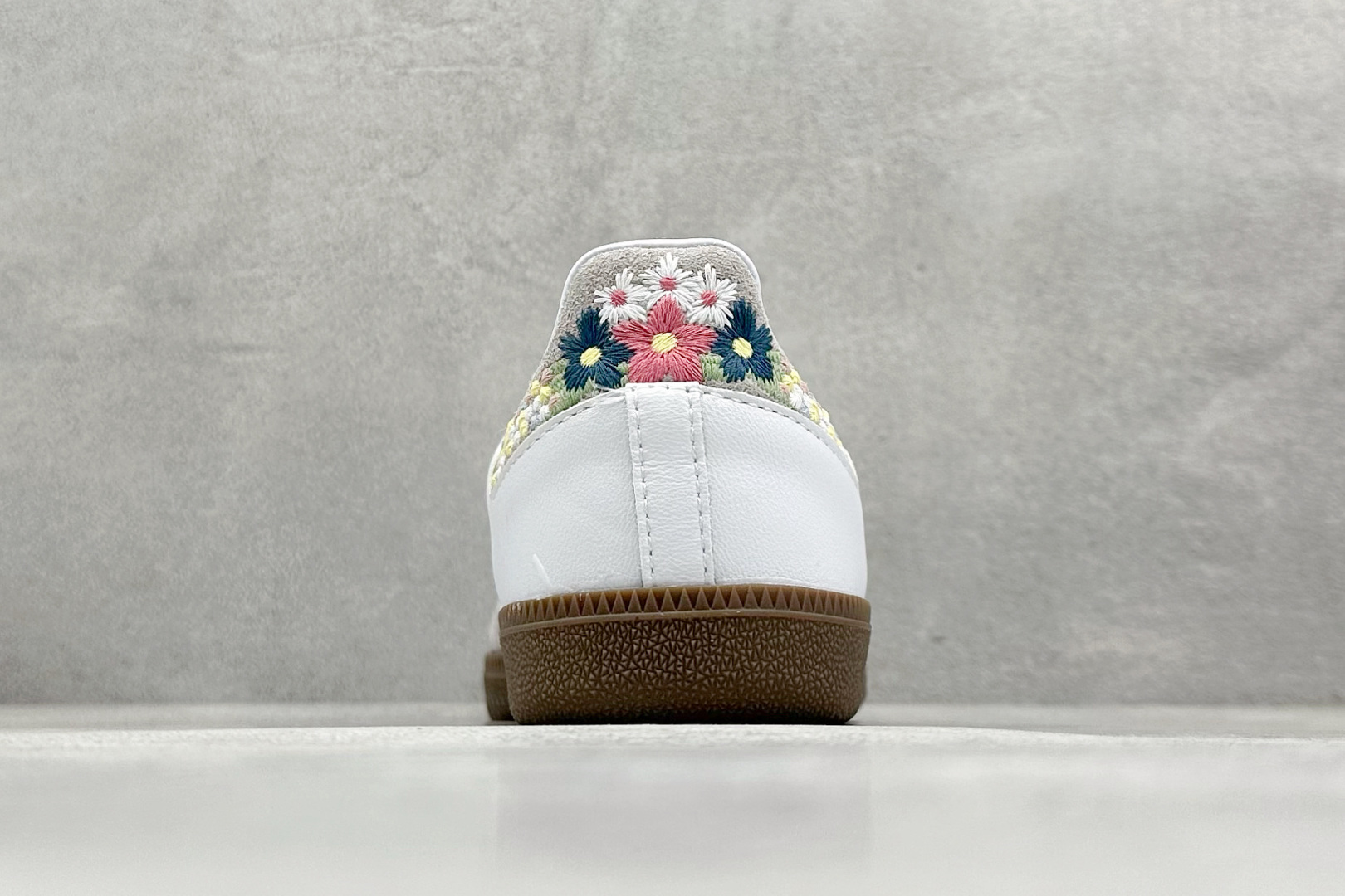 juice x adidas originals SAMBA Flower 花卉 白色 HQ5155