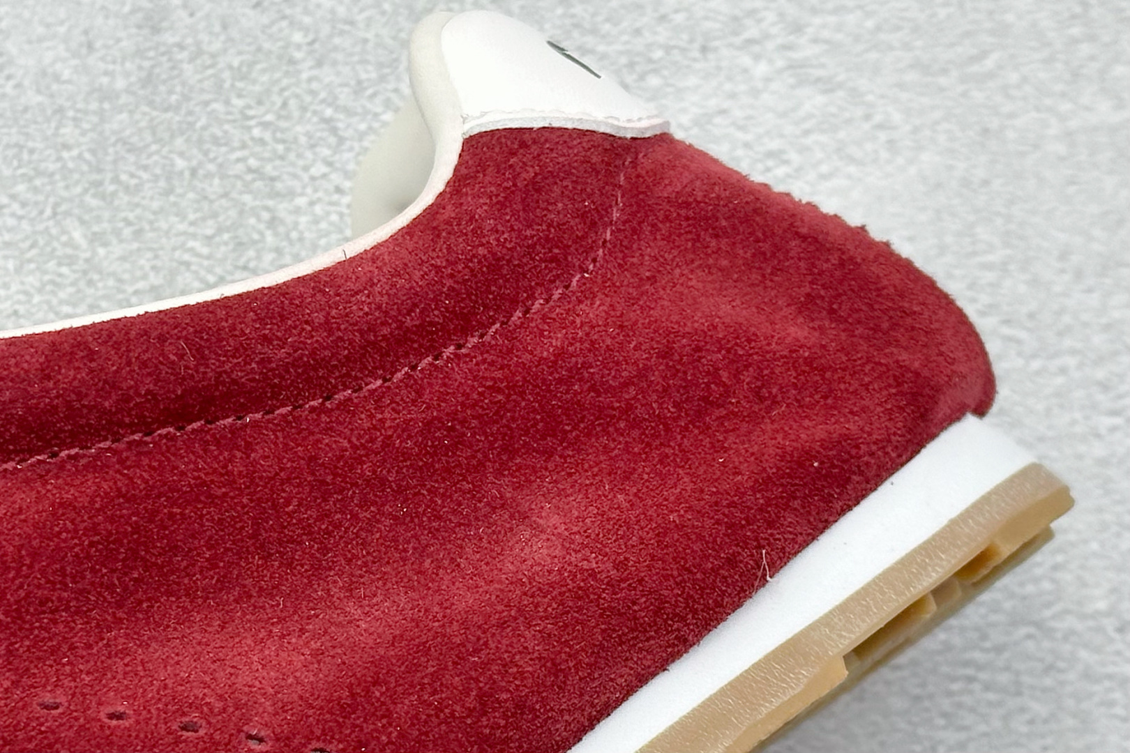 MIUMIU 缪缪新款美式复古风~ 颜值担当火爆款脏脏鞋