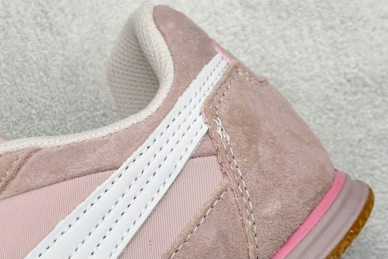 XS版PUMA BELLA DONNA NYLON 唐娜尼龙 时尚舒适 减震透气 低帮 生活休闲鞋 403554-03