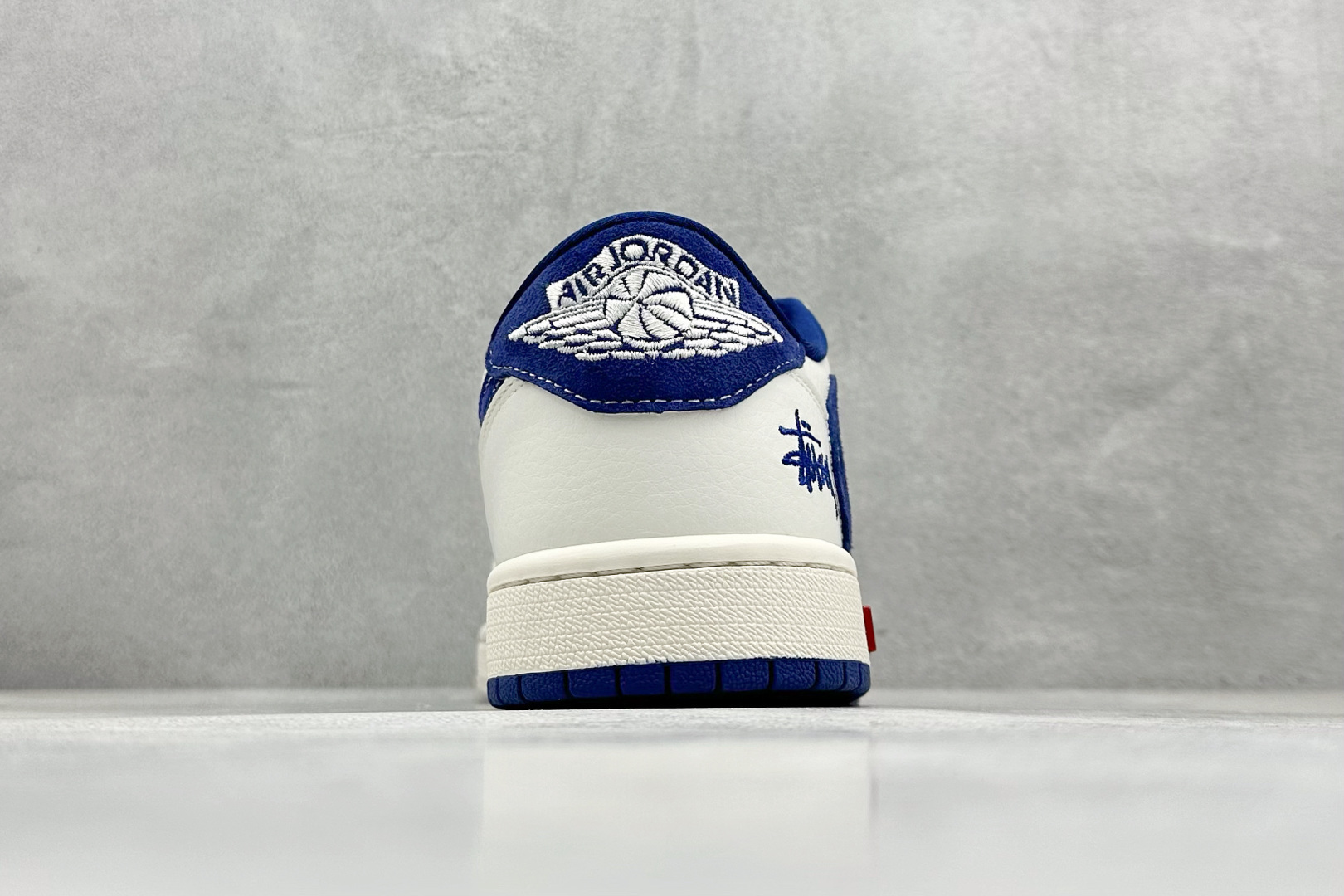 XC版Fragment x Travis Scott x Supreme x 斯图西 Air Jordan 1 Low 三方联名倒钩 SJ2068-127