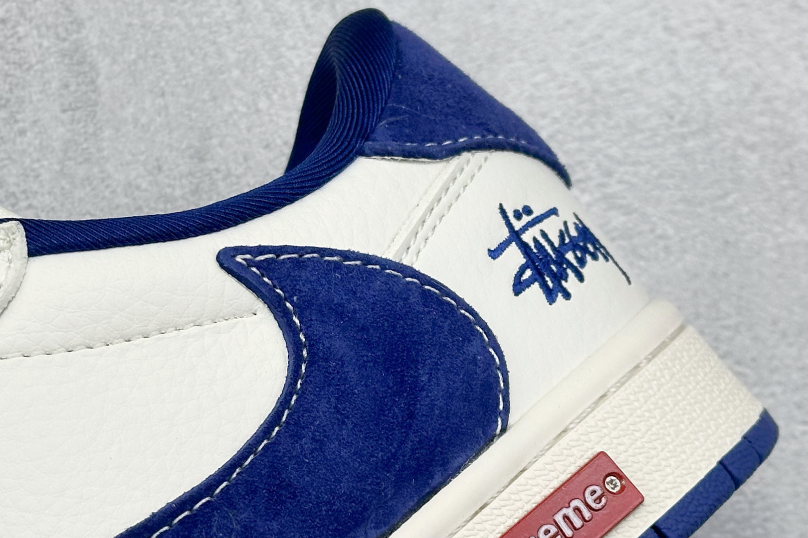 XC版Fragment x Travis Scott x Supreme x 斯图西 Air Jordan 1 Low 三方联名倒钩 SJ2068-127