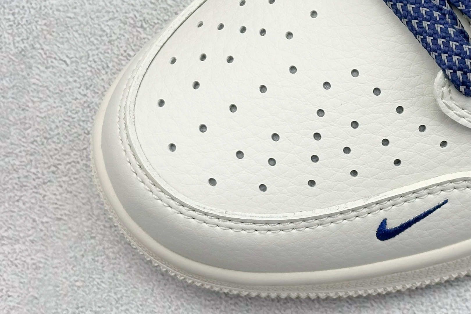 XC版Fragment x Travis Scott x Supreme x 斯图西 Air Jordan 1 Low 三方联名倒钩 SJ2068-127