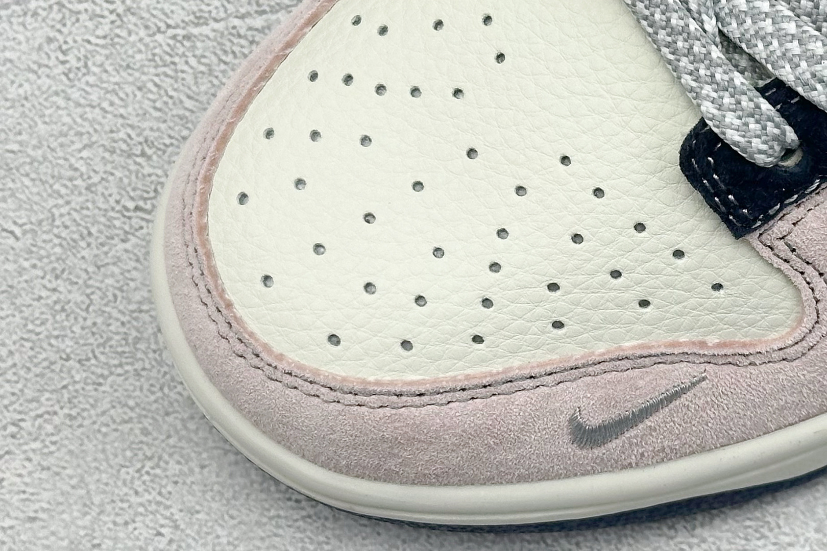 XC版 Nike SB Dunk Low“ 芬迪联名——猪八花勾” 周年高端定制 低帮休闲板鞋 DJ2024-132