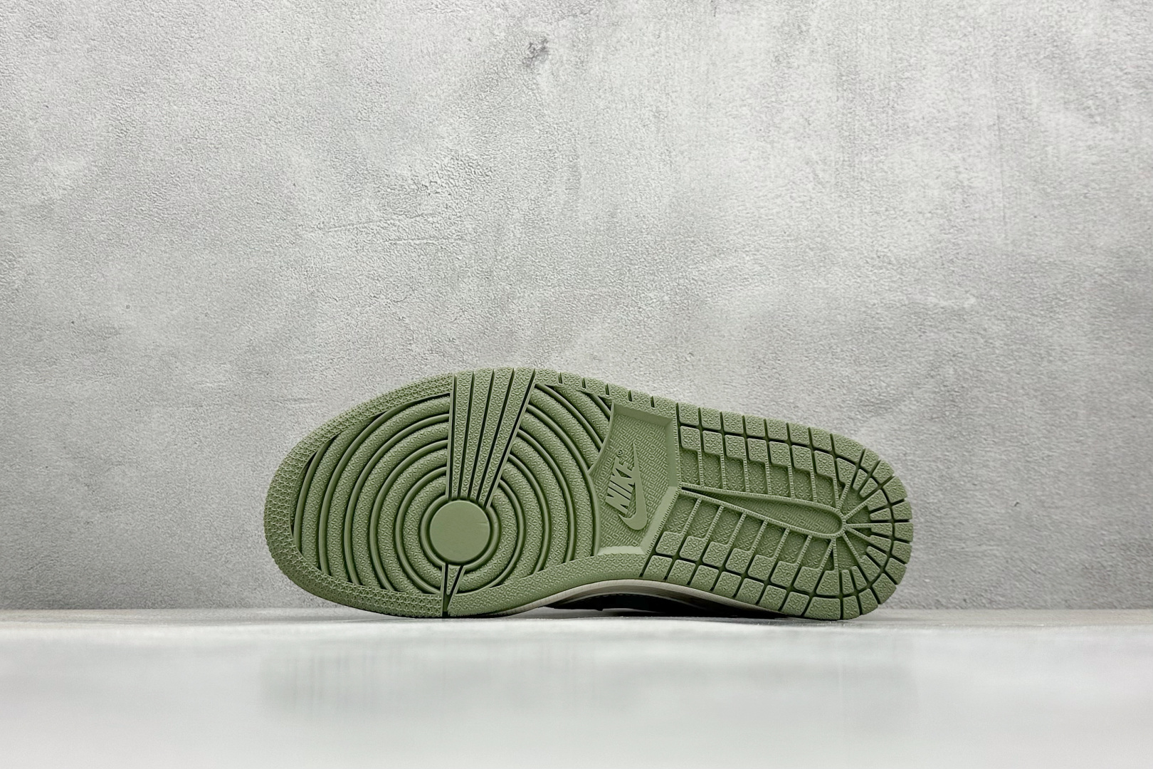 XC版Travis Scott x Fragment Design x Air Jordan 1 Low SP AJ1 乔1 Supreme联名 迷彩勾 低帮文化休闲板鞋 XS2024-046