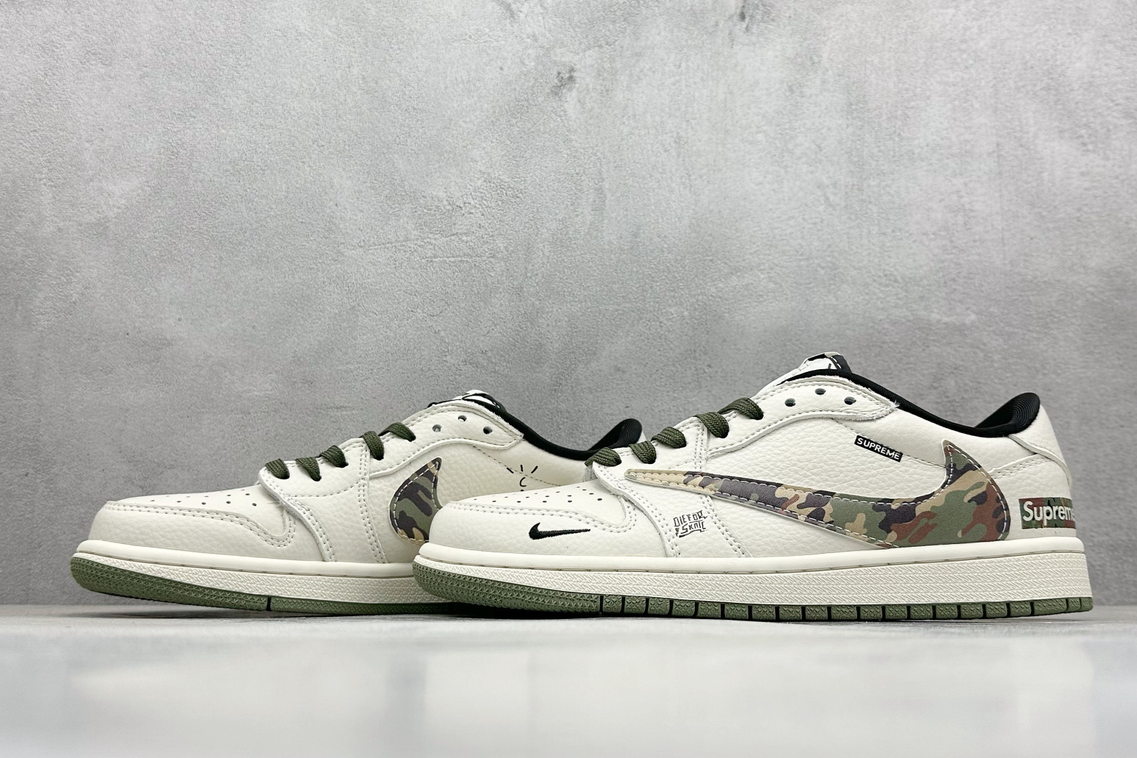 XC版Travis Scott x Fragment Design x Air Jordan 1 Low SP AJ1 乔1 Supreme联名 迷彩勾 低帮文化休闲板鞋 XS2024-046