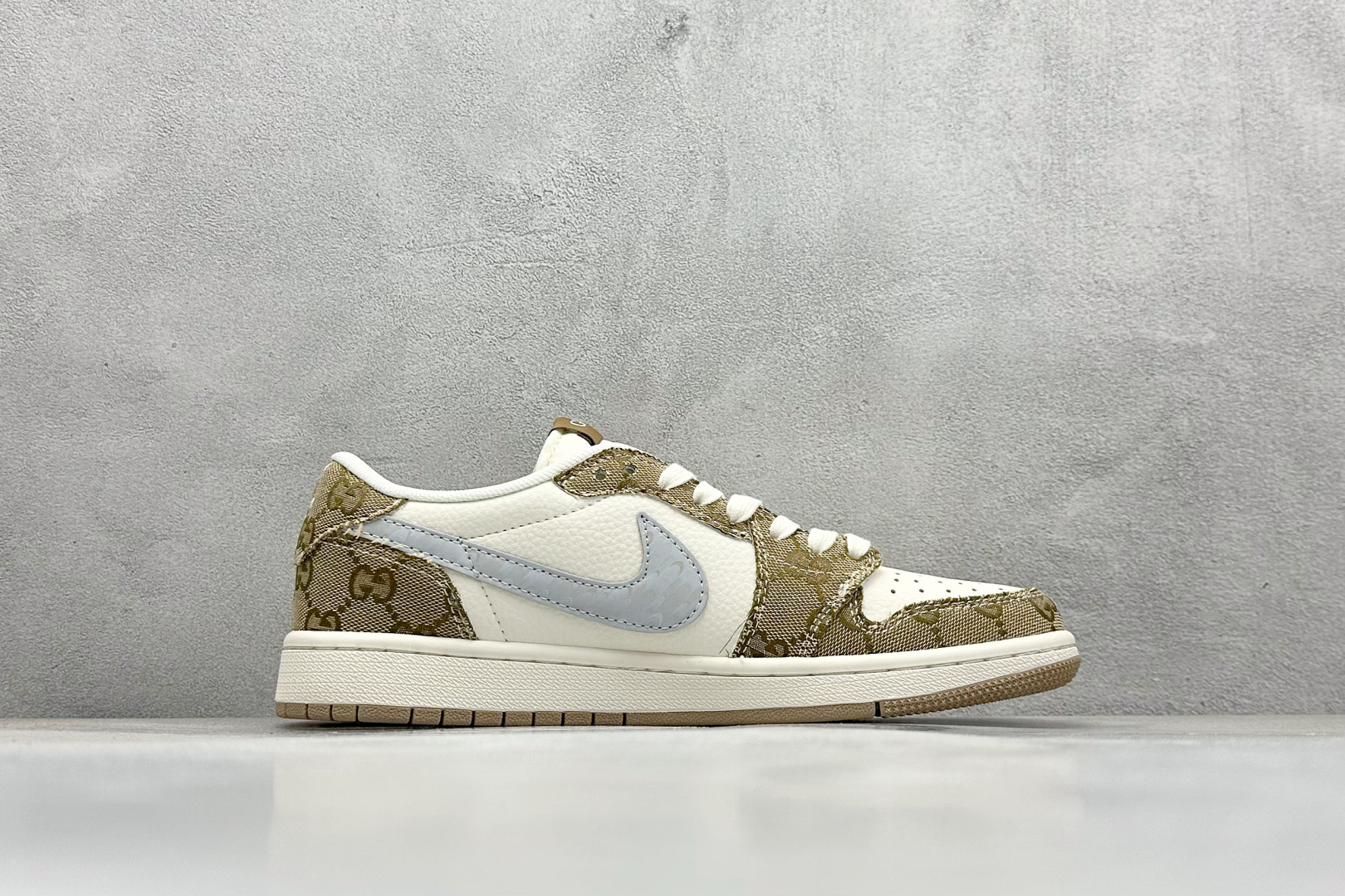 XC版Travis Scott x Fragment Design x Air Jordan 1 Low SP AJ1 乔1古驰联名 卡其牛仔布 低帮文化休闲板鞋 XS7089-603