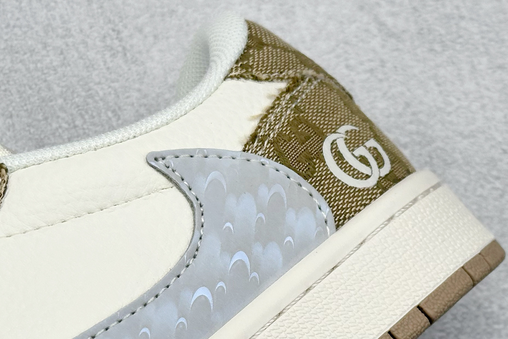 XC版Travis Scott x Fragment Design x Air Jordan 1 Low SP AJ1 乔1古驰联名 卡其牛仔布 低帮文化休闲板鞋 XS7089-603