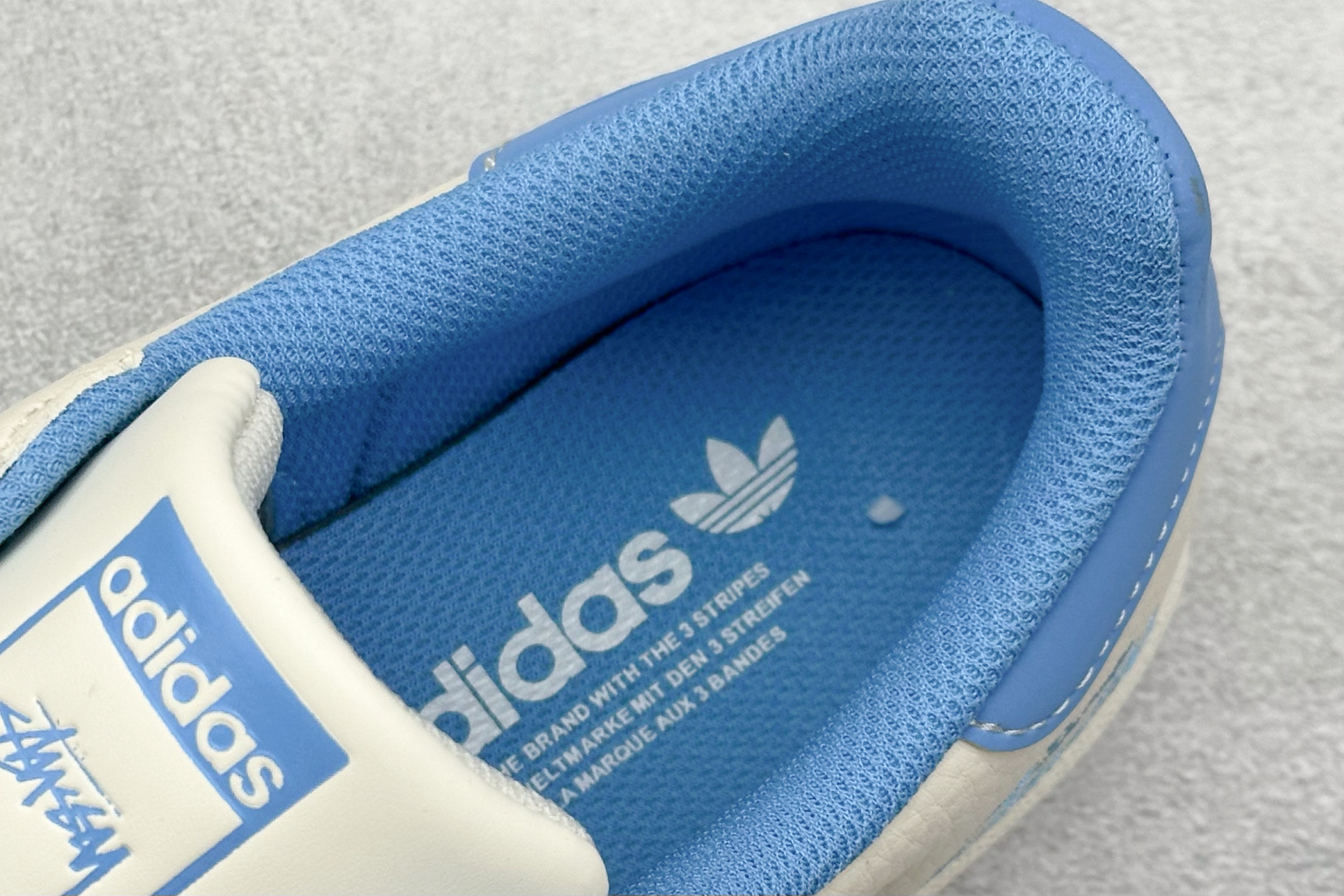 AD Originals Superstar x Stussy 白蓝 XG0011