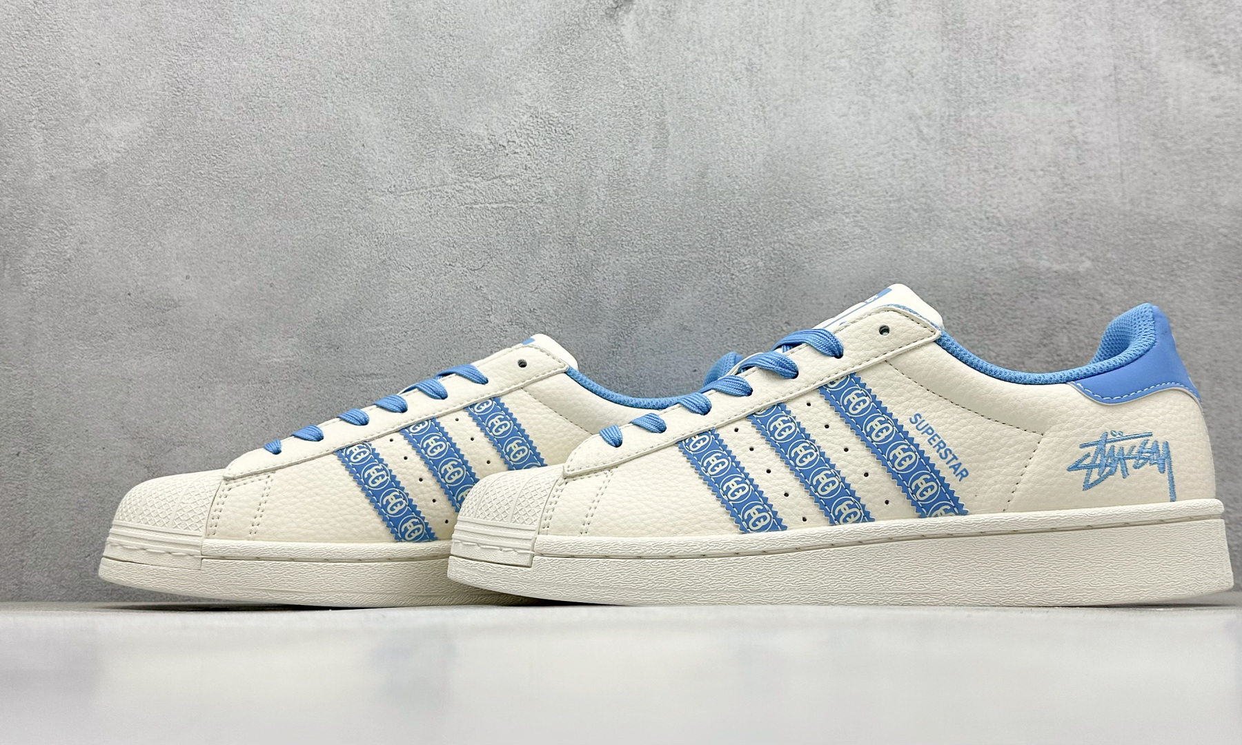 AD Originals Superstar x Stussy 白蓝 XG0011