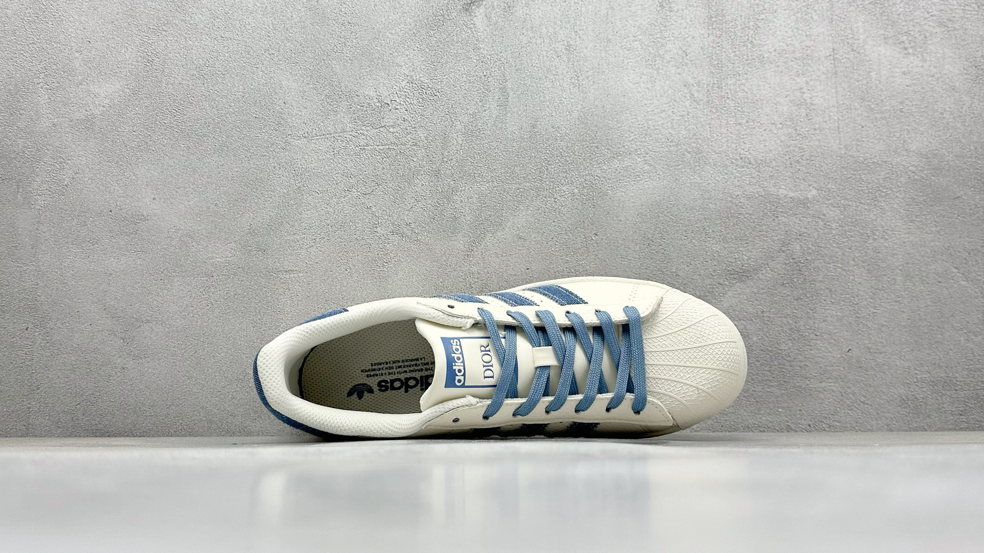 AD Originals Superstar x DIOR 白蓝 AD8010
