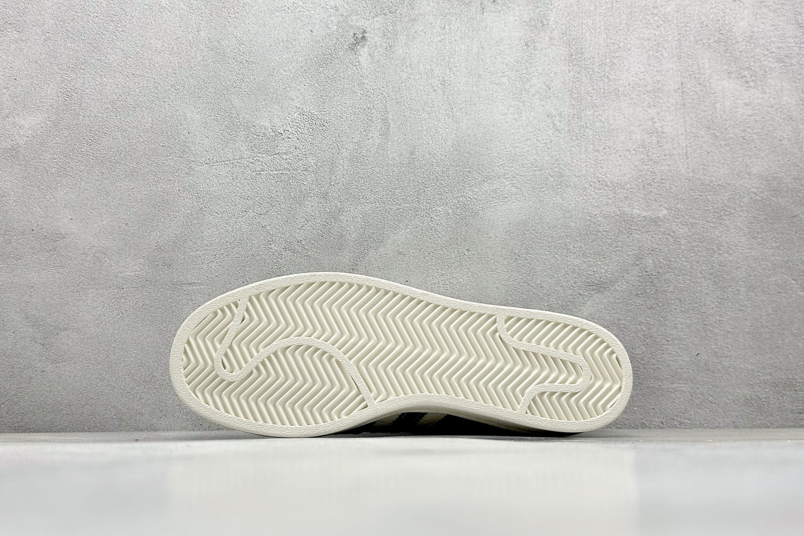 AD Originals Superstar x DIOR 白蓝 AD8010