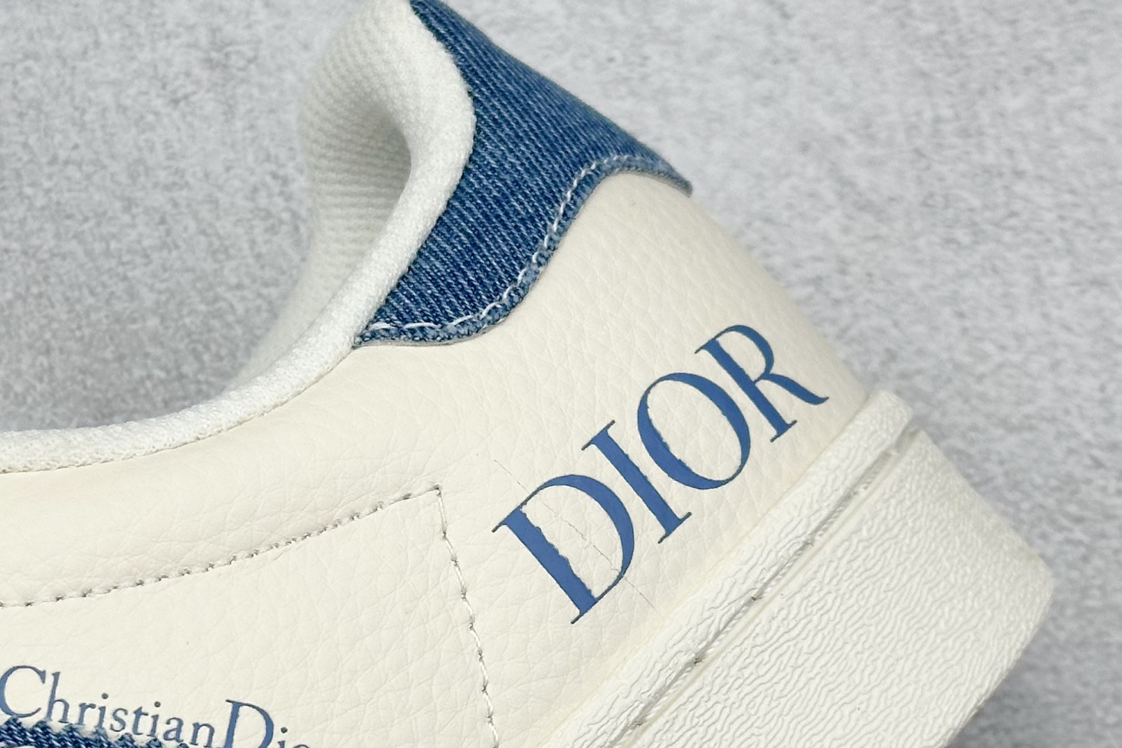 AD Originals Superstar x DIOR 白蓝 AD8010