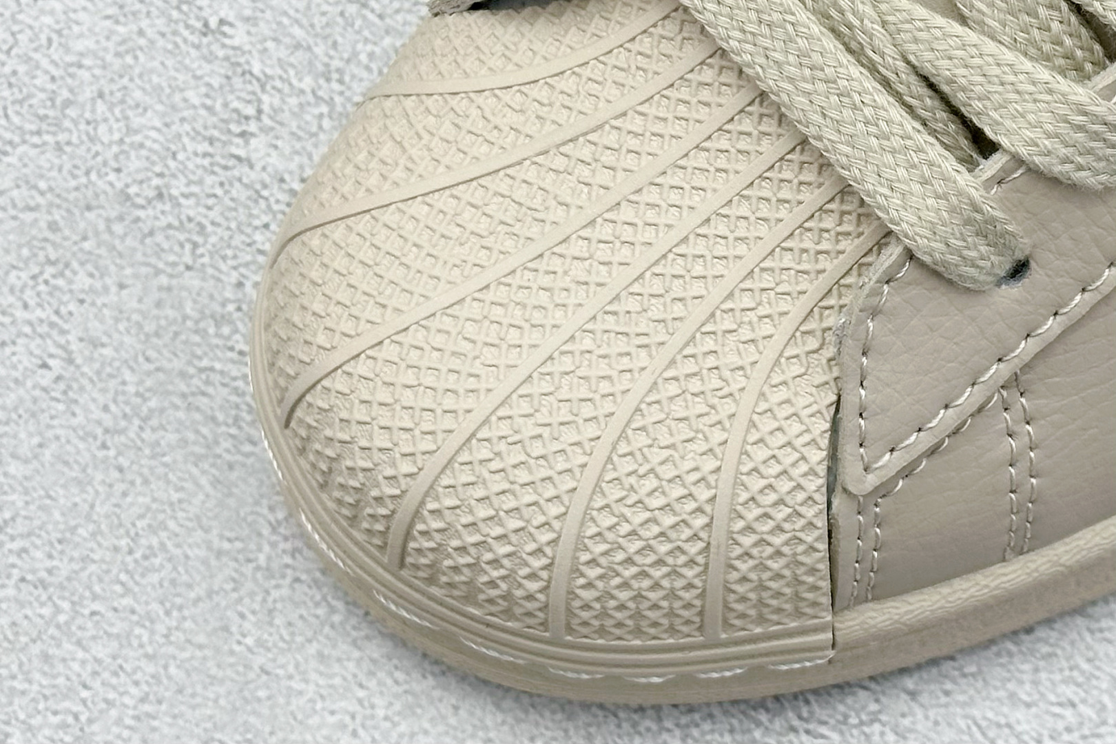 AD Originals Superstar x Stussy 棕白 SD6811