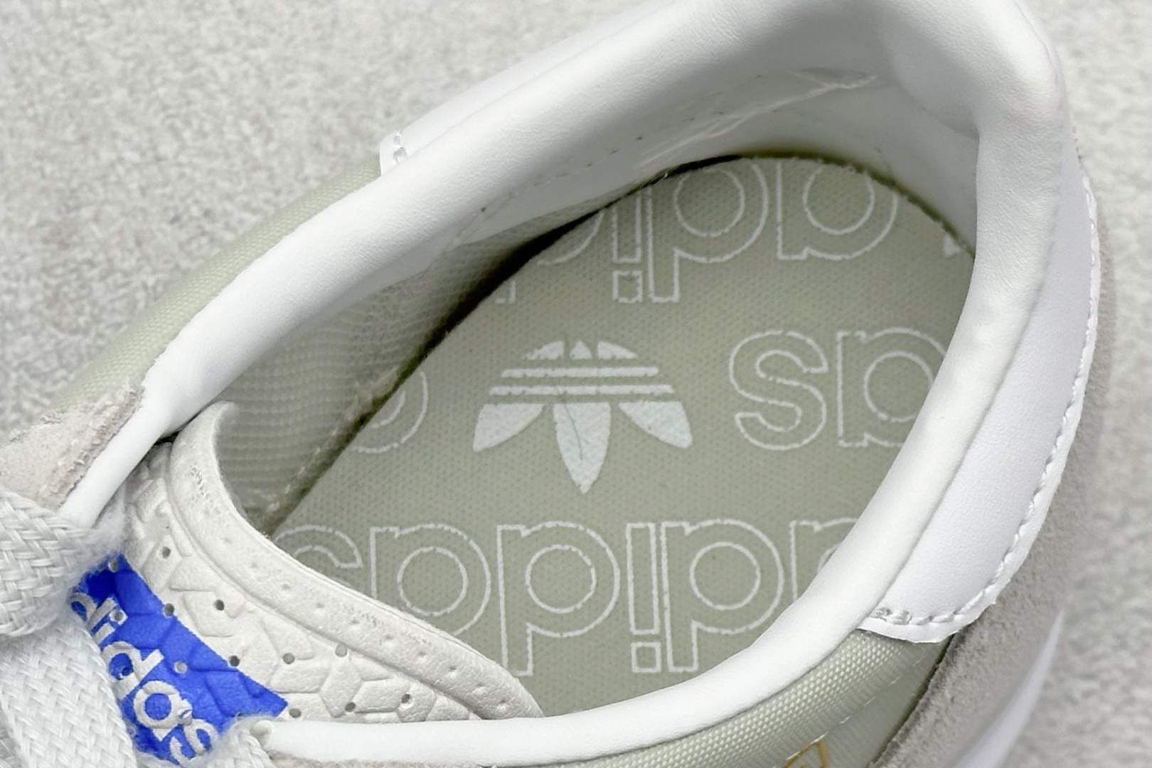 BF版AD Originals SL 72 RS 阿迪休闲防滑耐磨低帮板鞋 JI1281