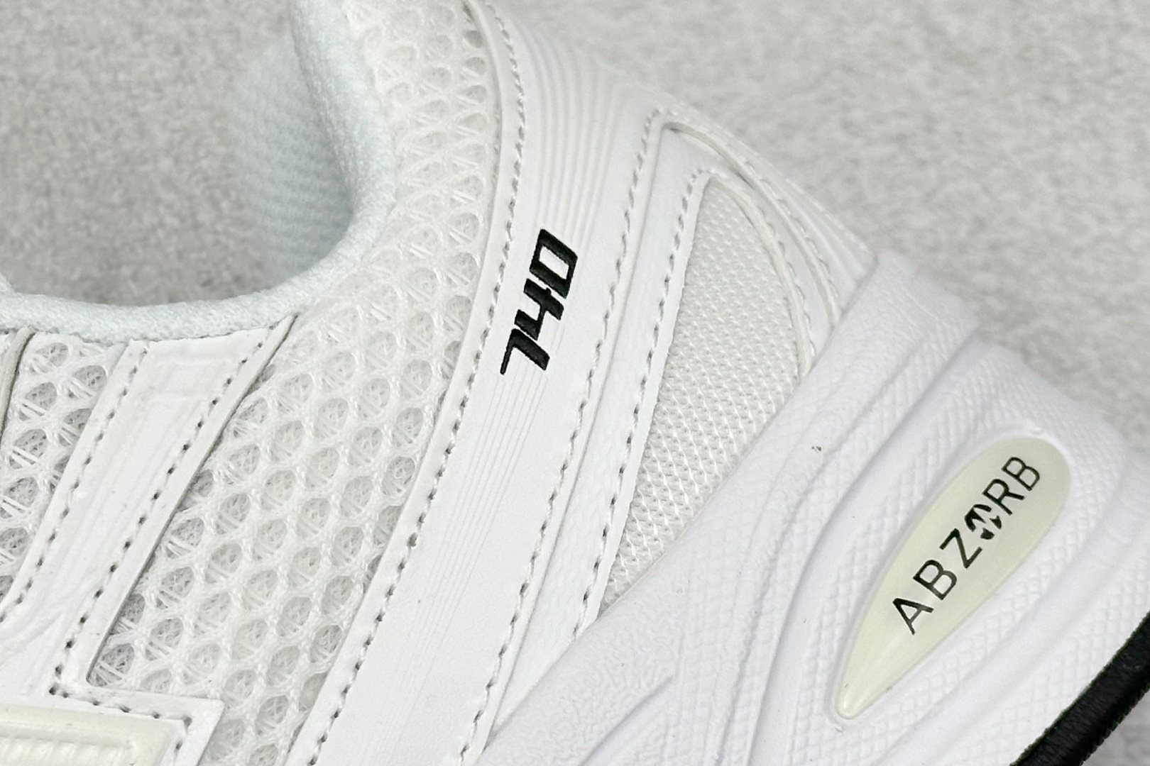 A版 New Balance NB740 轻便复古休闲运动跑步鞋 U740WW2