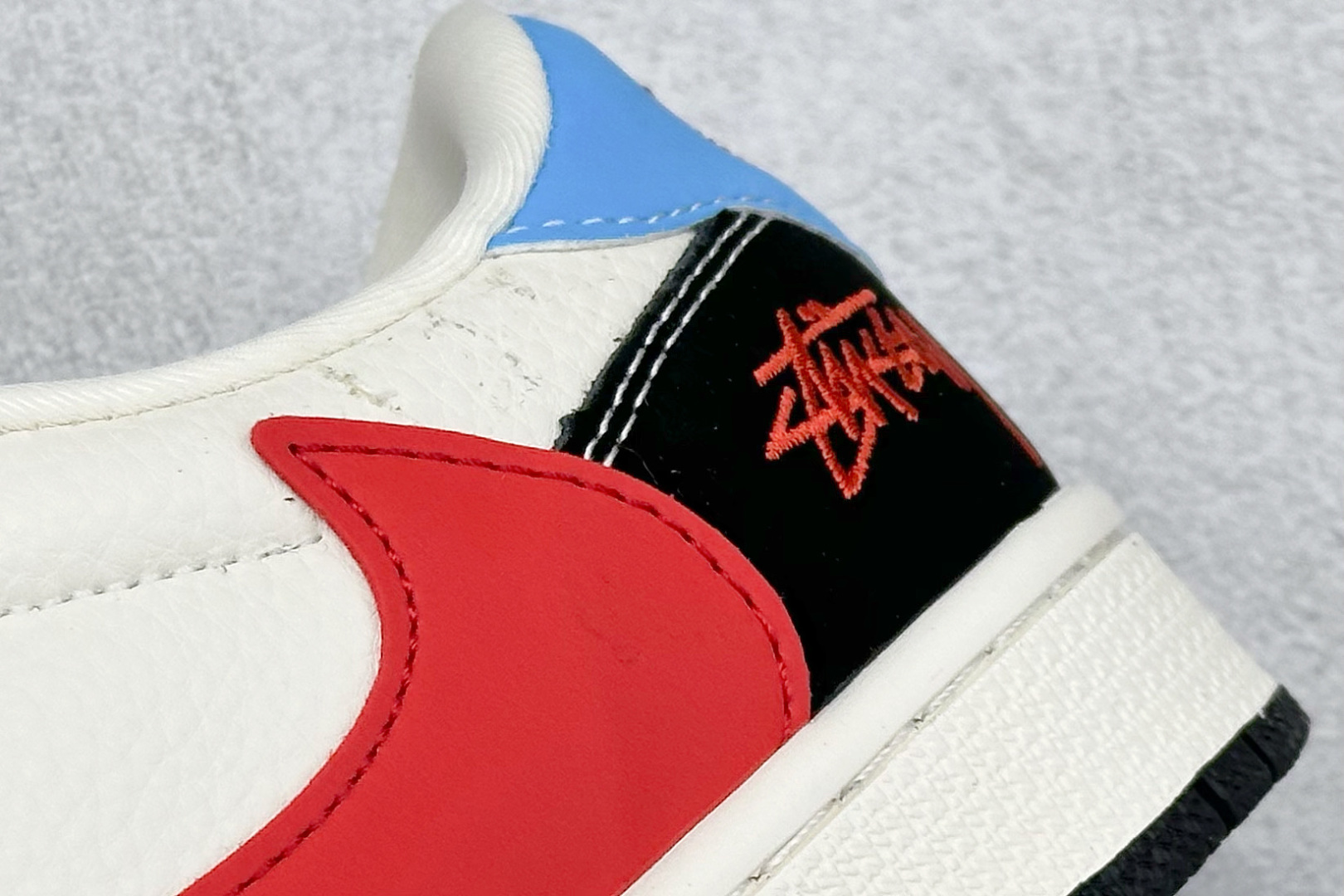 Air Jordan 1 x Travis Scott AJ1倒勾 乔一倒钩 斯图西联名款 低帮文化篮球鞋 XB1979-003