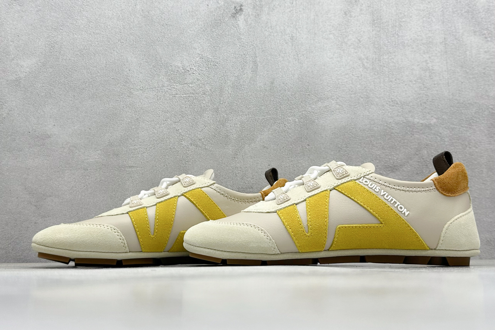 BF版LOUIS VUITTON lv Sneakerina 2025早春发布新款德训鞋芭蕾舞鞋