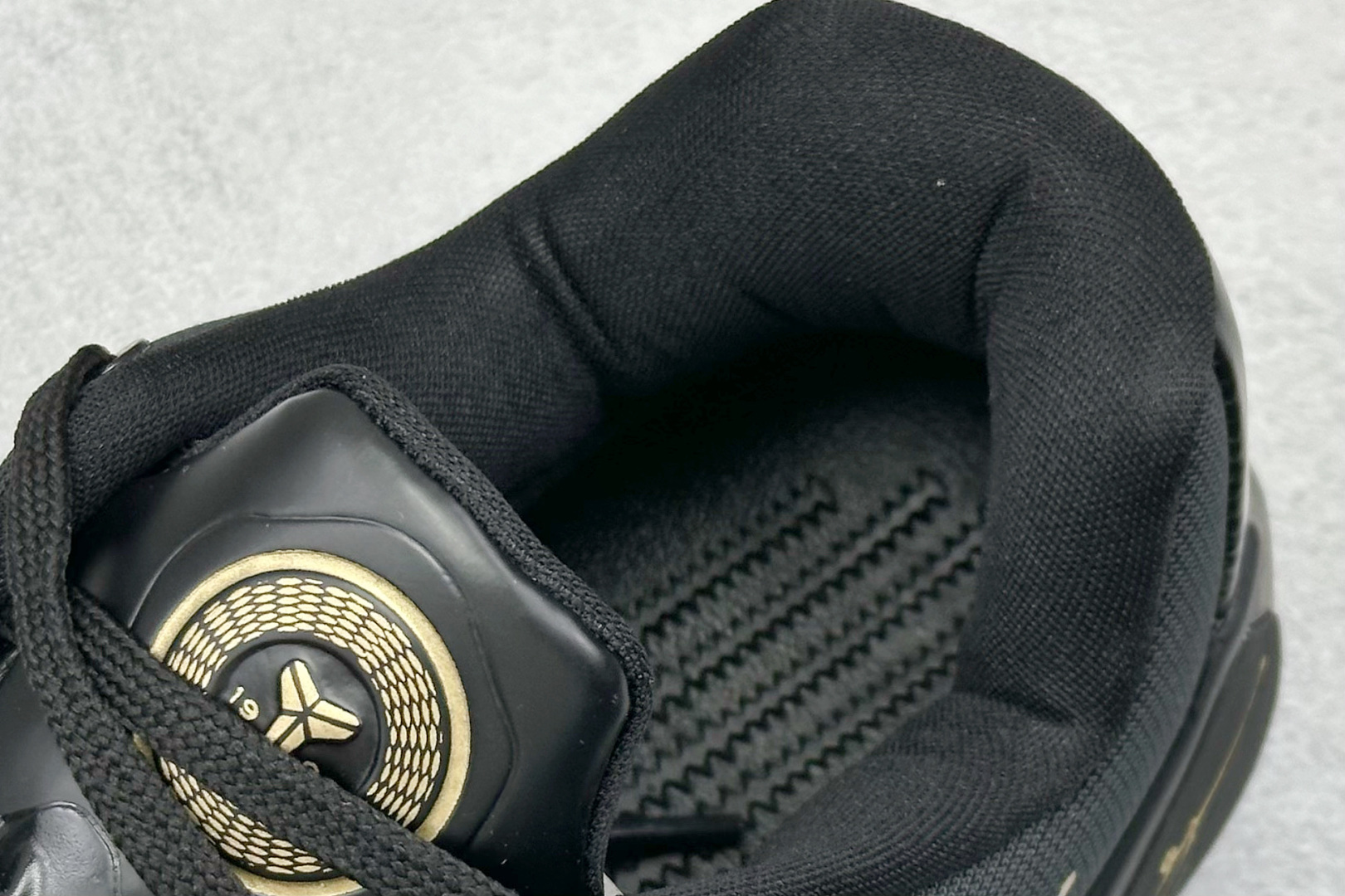 GJR版 NK Kobe 9 Elite Protro 科比九代精英款低帮实战篮球鞋 HF9550-001