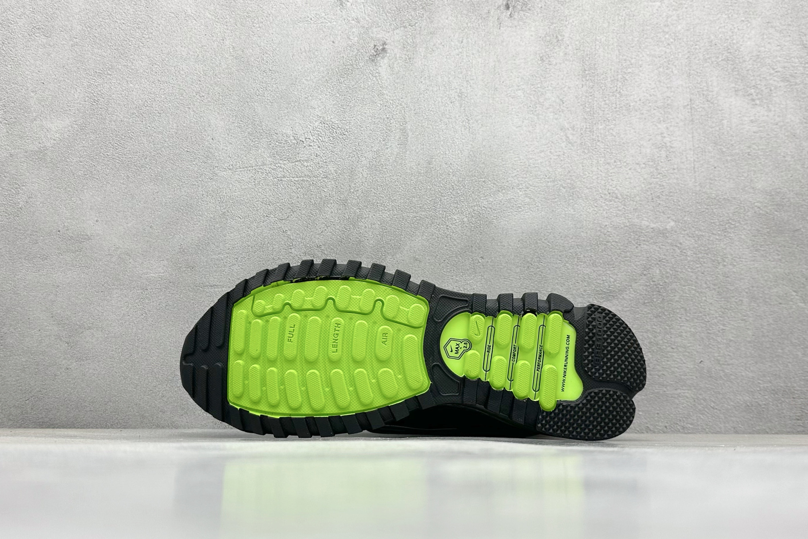 纯原NK Air Max TL 2.5 SP 全新配色子弹复古联名减震气垫跑步鞋 FZ4110-003