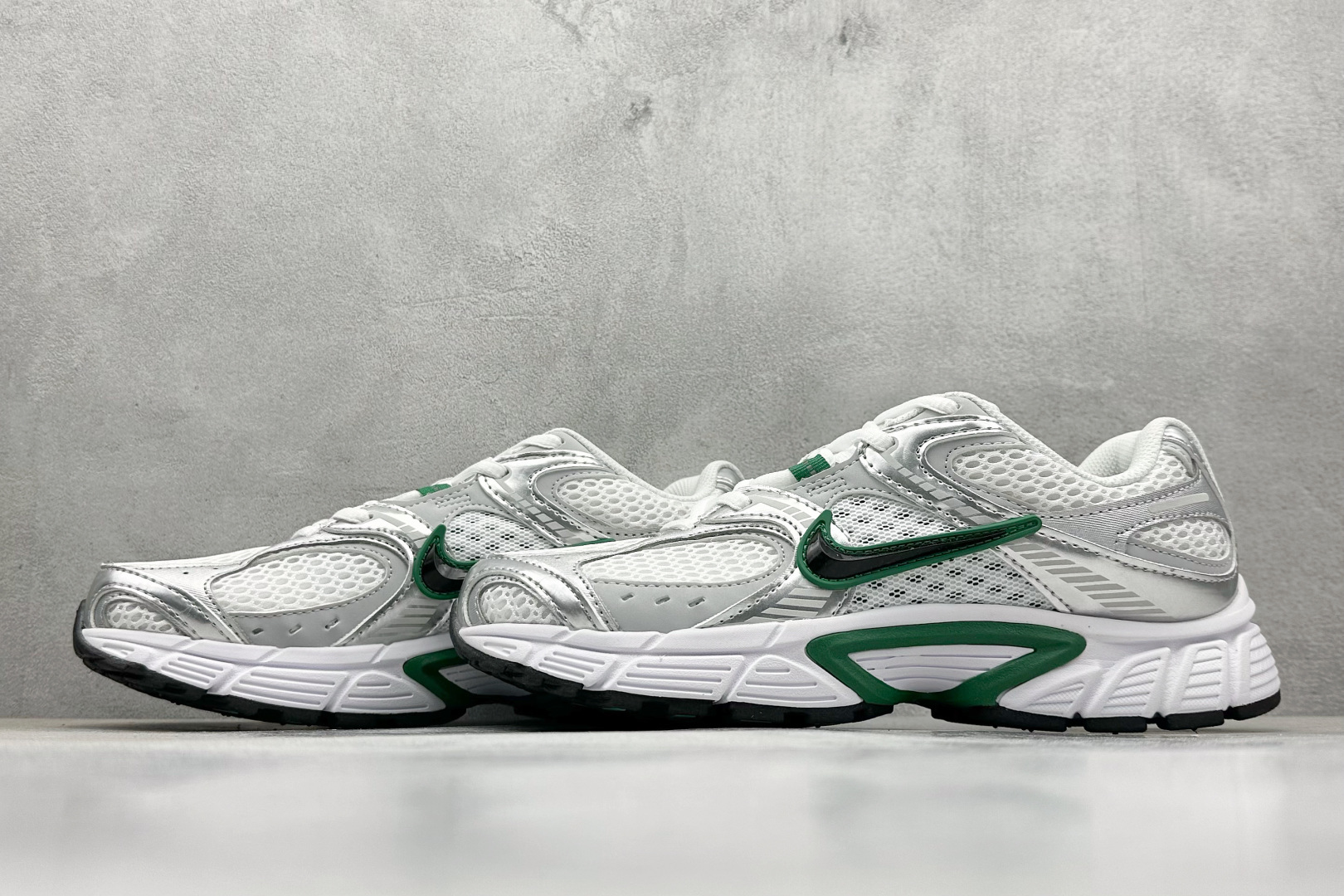 GS版 NK V5 RNR 舒适百搭跑步鞋 HJ5228-100