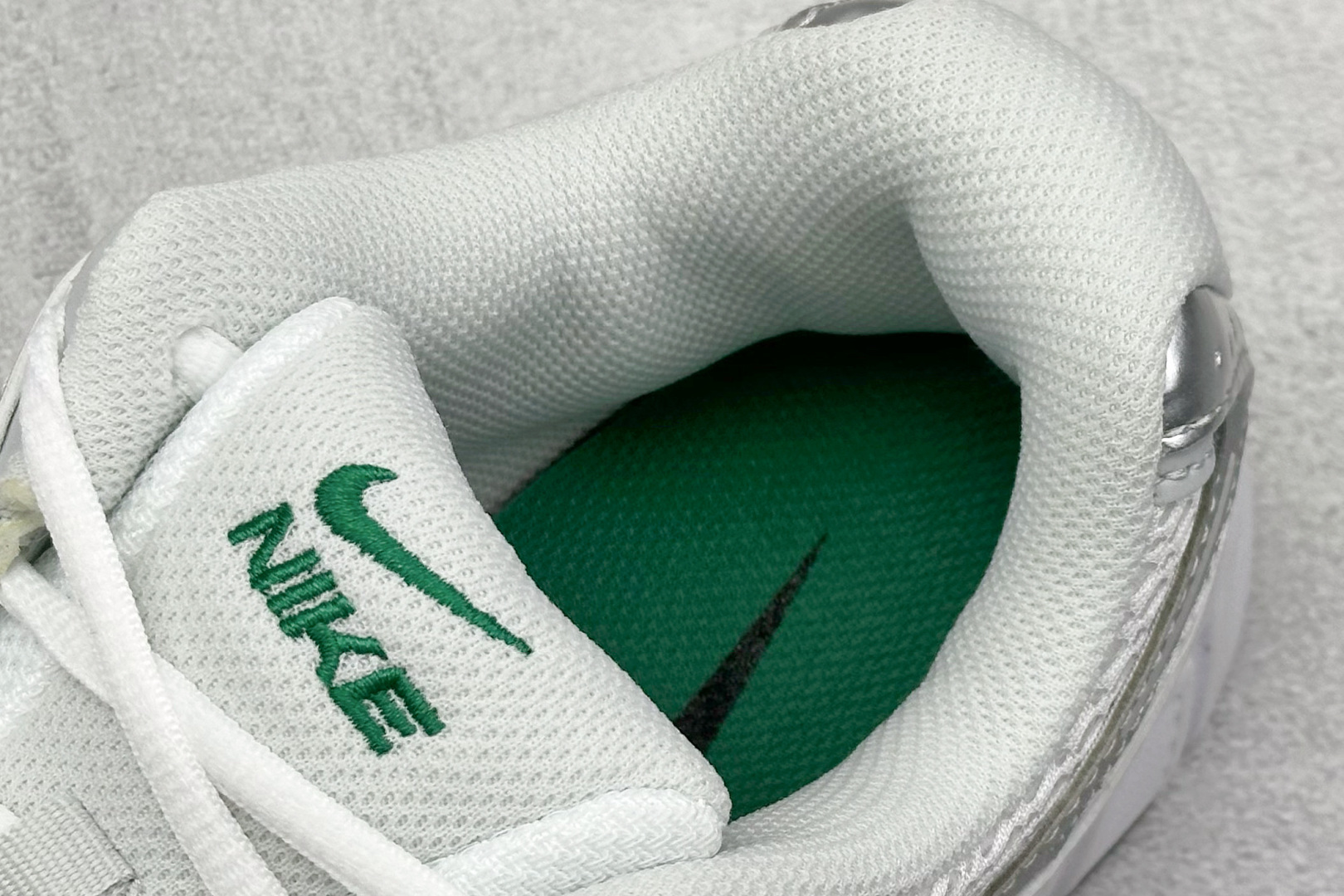 GS版 NK V5 RNR 舒适百搭跑步鞋 HJ5228-100