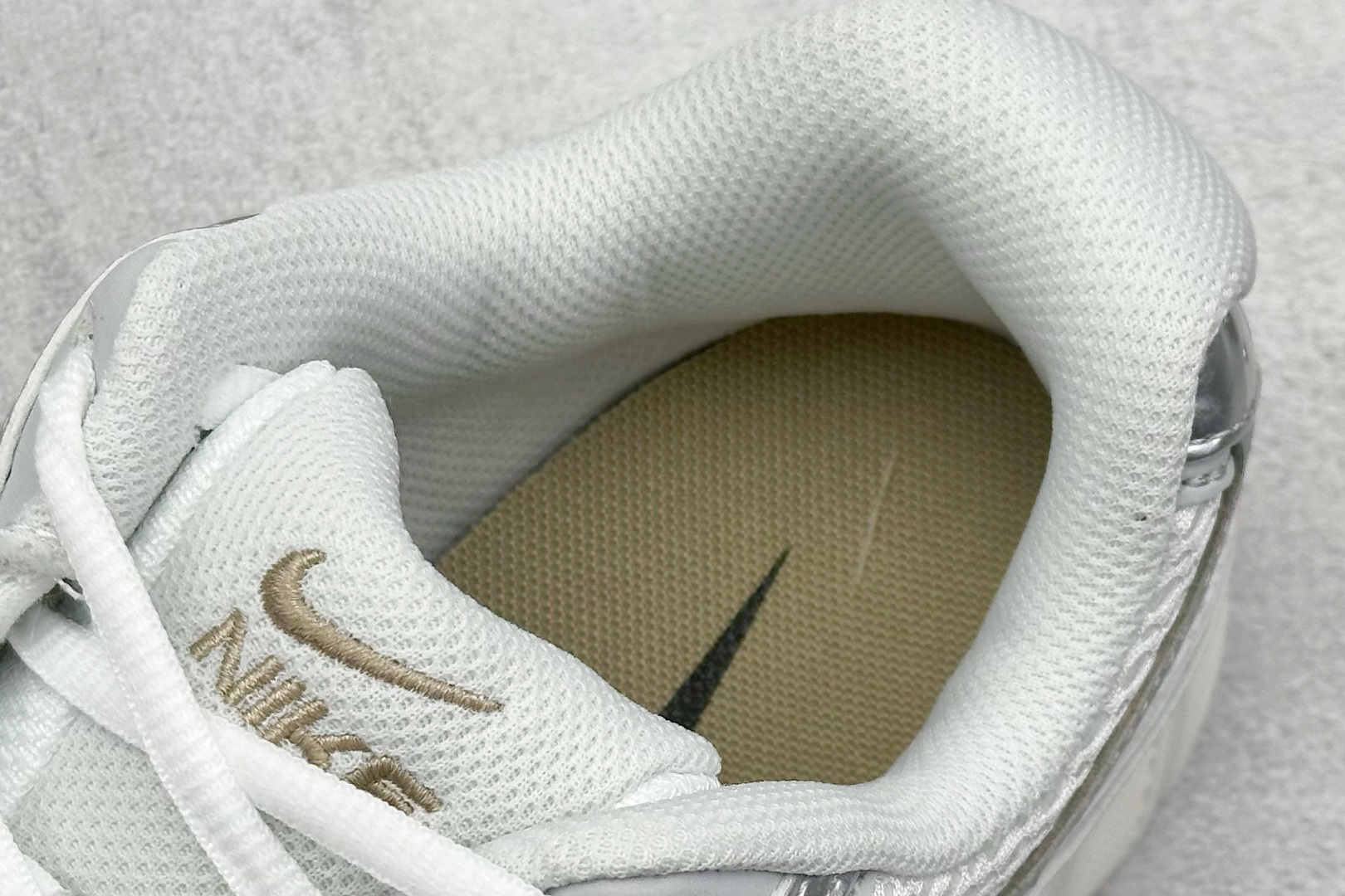 GS版 NK V5 RNR 舒适百搭跑步鞋 HJ5228-102