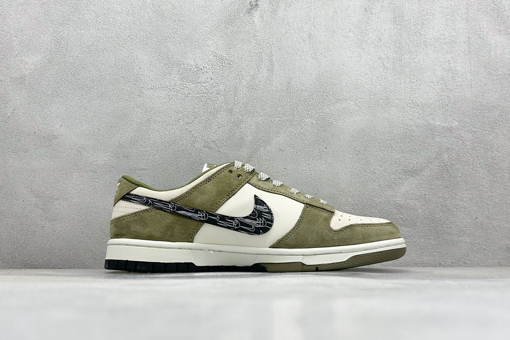 XC版Nike SB Dunk Low x UNDEFDATED 米绿翻毛 多重黑钩 DJ2024-037