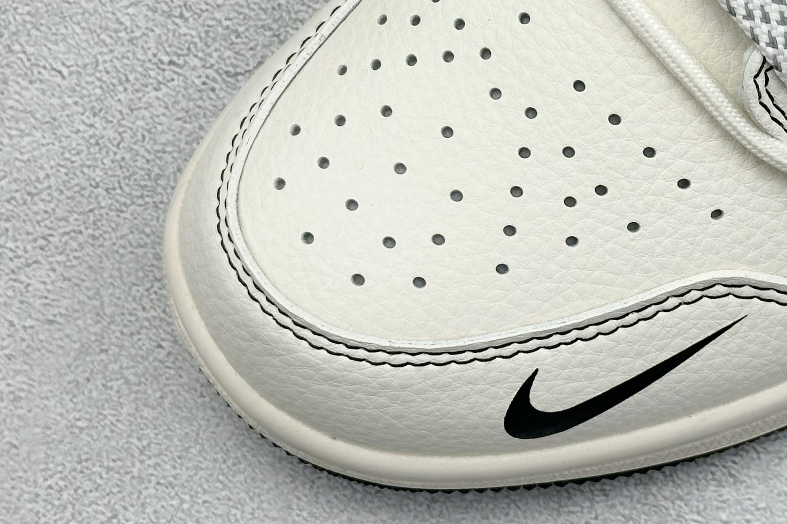 XC版Air Jordan 1 Low AJ1 乔1 LV联名 黑布勾抽绳 高端定制 低帮复古篮球鞋 YX5066-356