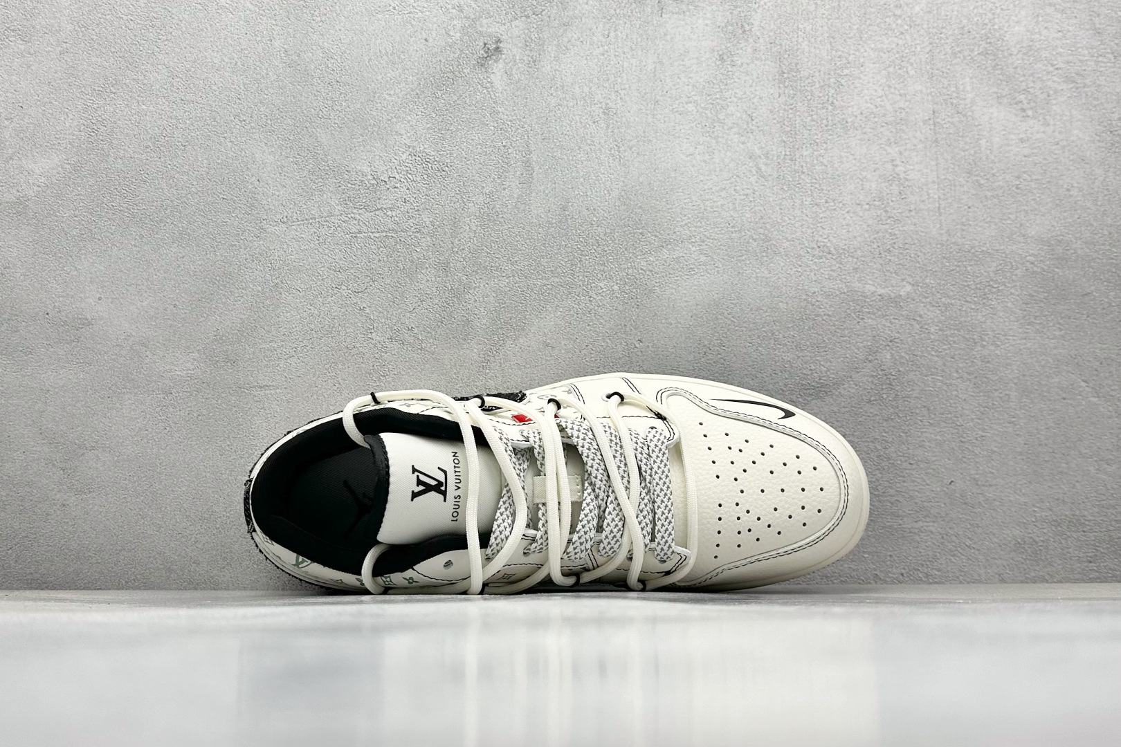 XC版Air Jordan 1 Low AJ1 乔1 LV联名 黑布勾抽绳 高端定制 低帮复古篮球鞋 YX5066-356