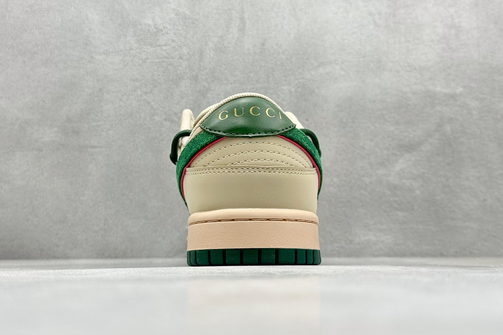 XC版Nike SB Dunk Low Gucci联名 绑带绿勾勾 周年高端定制 低帮休闲板鞋 DM6868-087