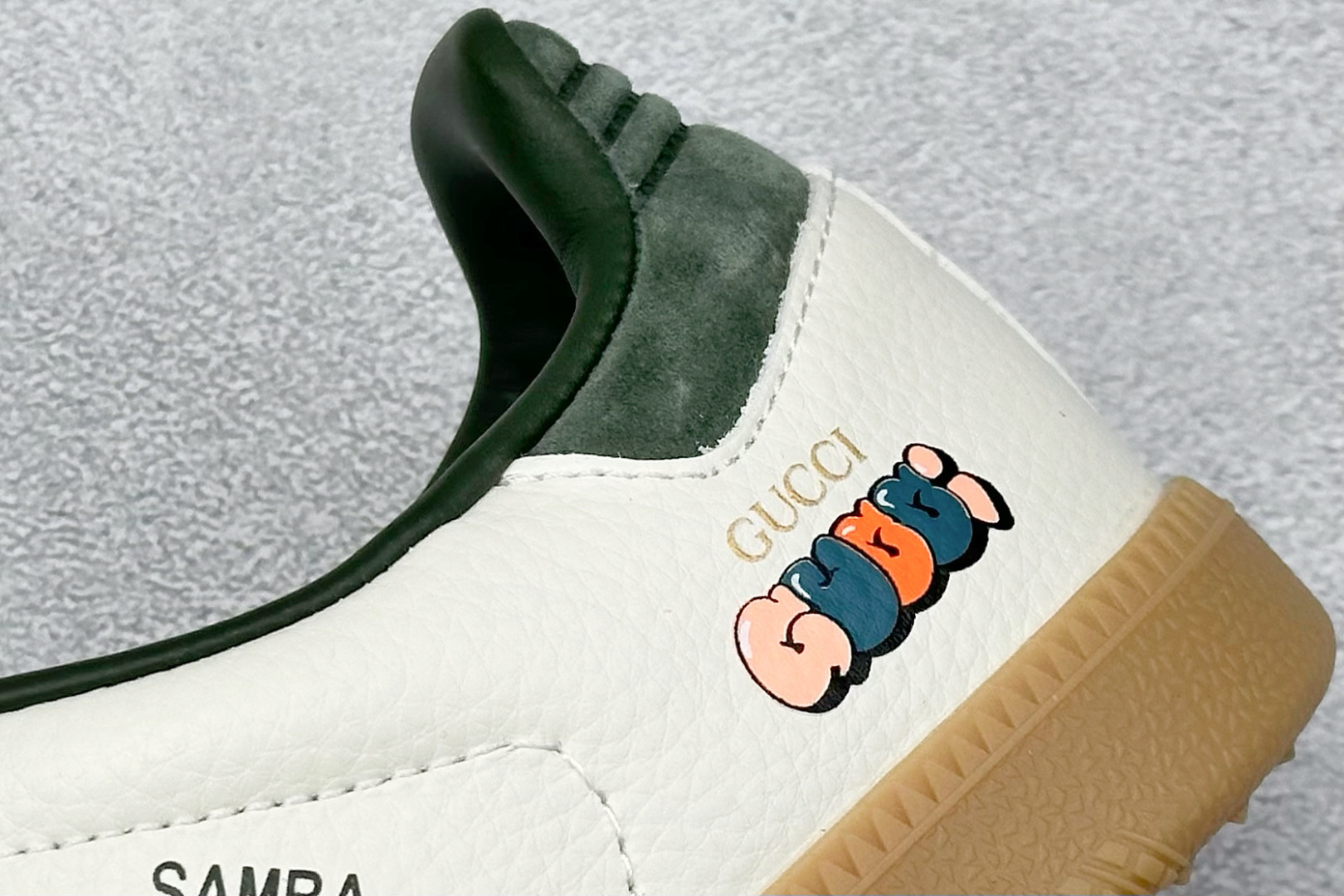 adidas originals Samba x GUCCI 白绿 桑巴舞系列复古经典轻便板鞋 DX0001