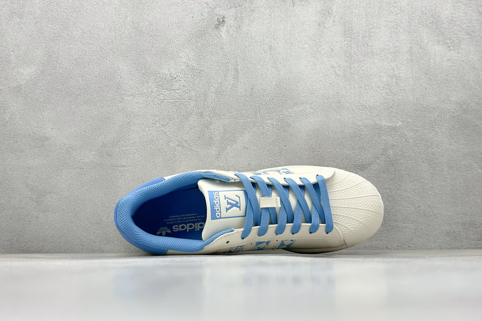 AD Originals Superstar x Louis Vuitton 白蓝 XG0006