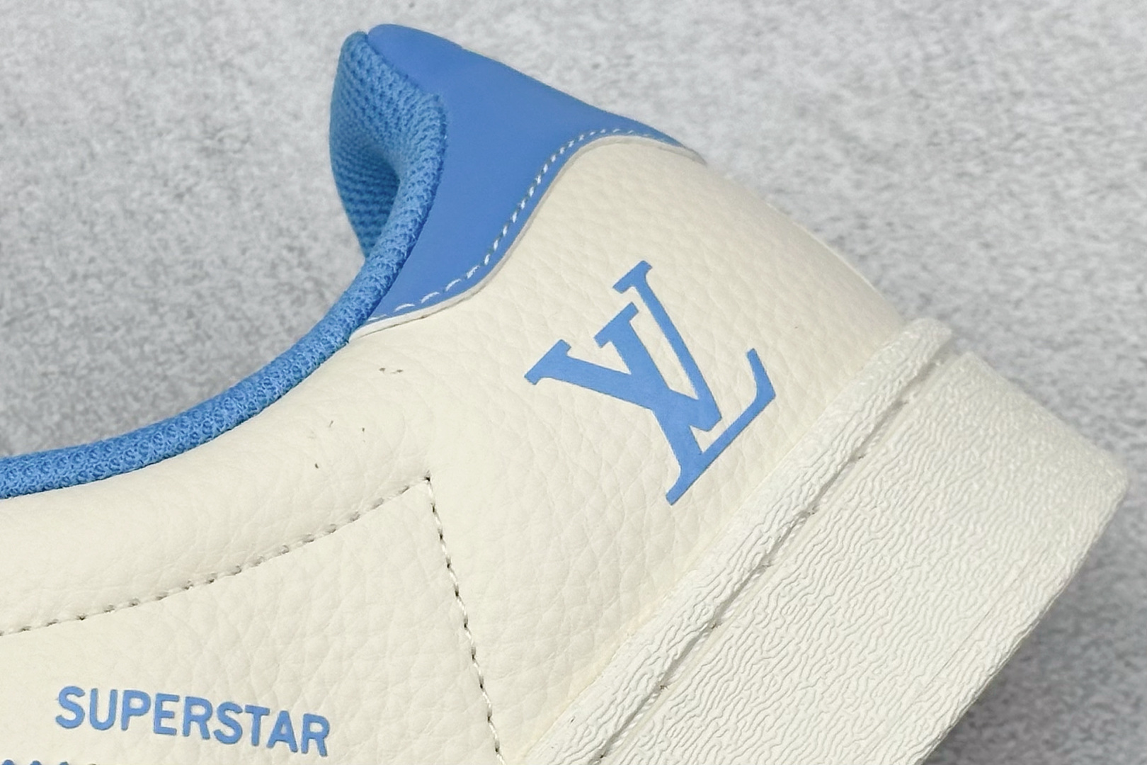 AD Originals Superstar x Louis Vuitton 白蓝 XG0006