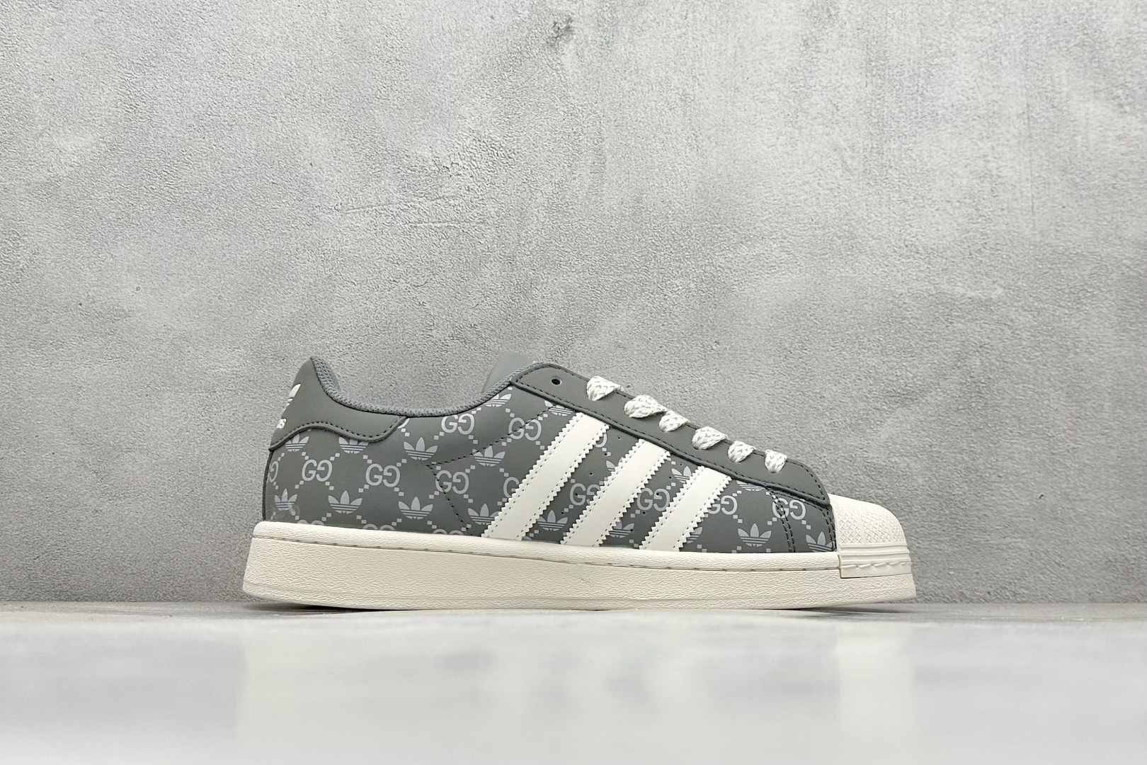 AD Originals Superstar x GUCCI 灰白满天星 SD6818