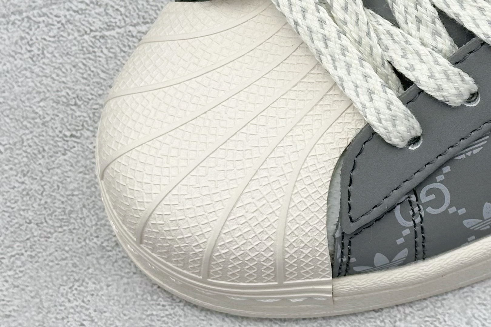 AD Originals Superstar x GUCCI 灰白满天星 SD6818