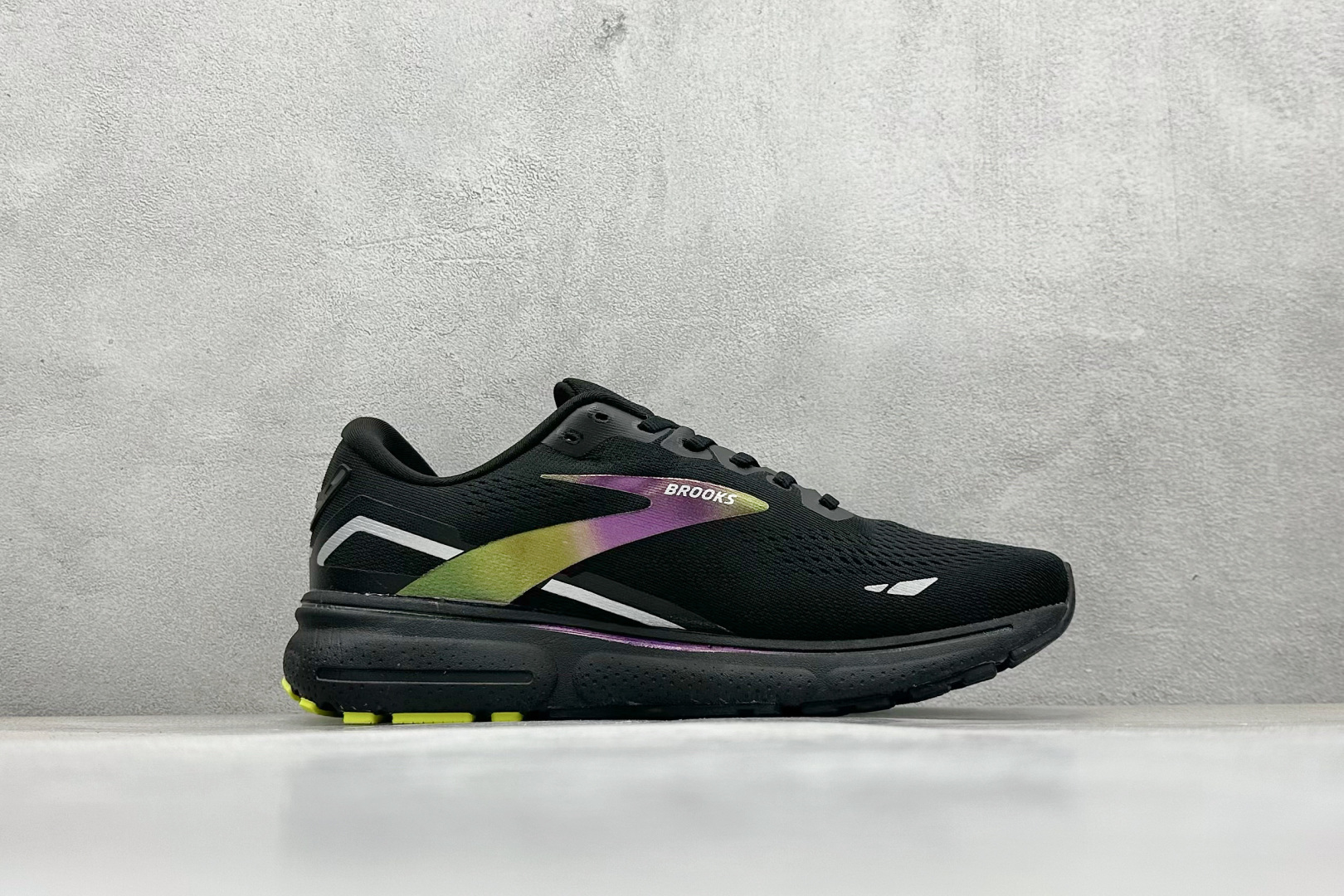 Brooks Ghost 15代 布鲁克斯 系列低帮透气缓震支撑休闲运动慢跑鞋 120380 1B 189