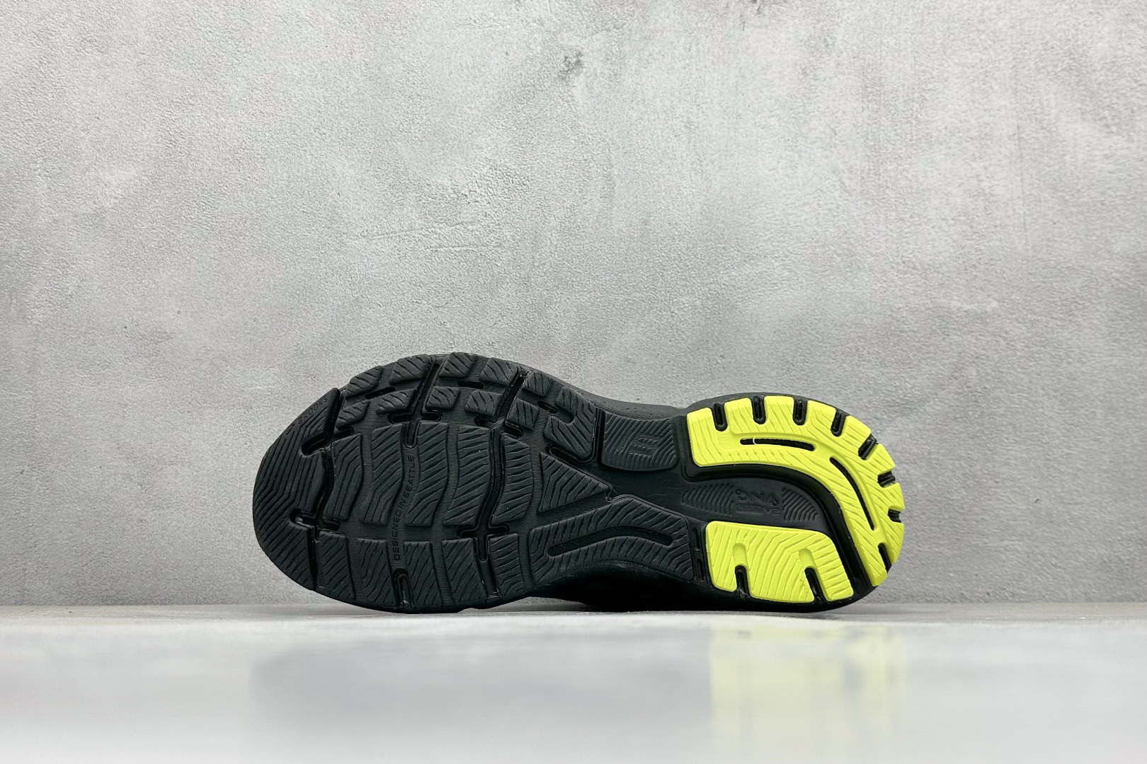 Brooks Ghost 15代 布鲁克斯 系列低帮透气缓震支撑休闲运动慢跑鞋 120380 1B 189