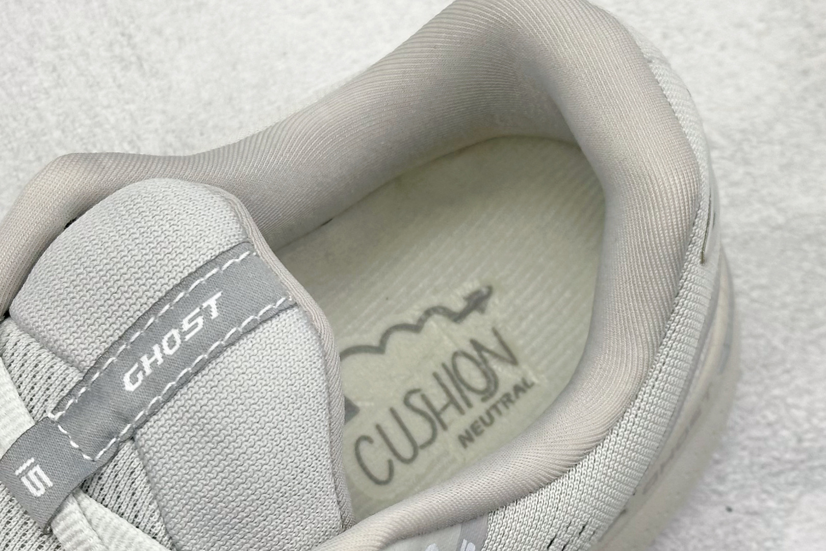 Brooks Ghost 15代 布鲁克斯 系列低帮透气缓震支撑休闲运动慢跑鞋 110393 1D 161