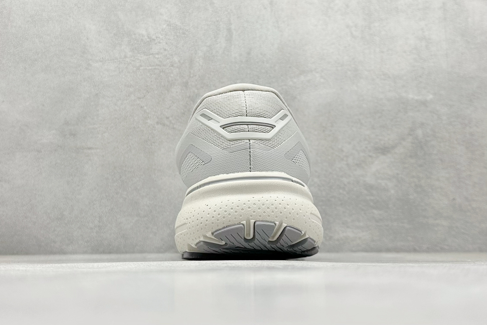 Brooks Ghost 15代 布鲁克斯 系列低帮透气缓震支撑休闲运动慢跑鞋 110393 1D 161